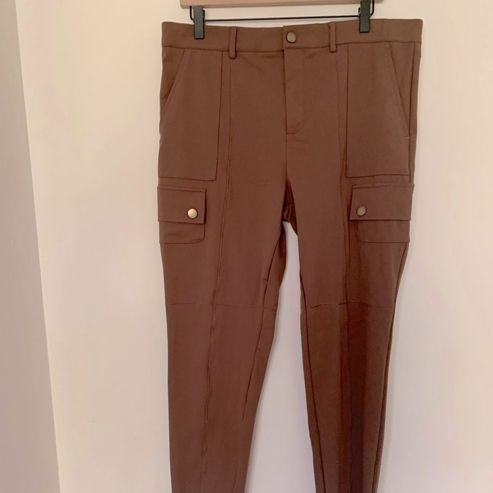 NWOT Halara Slim Fit Cargo Pants Cocoa Brown Size XL
